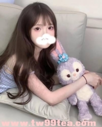 24歲夜店辣女DJ「美美」163/47/C+：驚爆男友滿足不了…瞞著MC偷情現約！