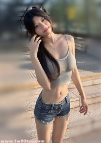 溫柔甜心琳娜（164cm/48kg/Ccup）：個性超好不踩雷！房內主動火辣，可親可舔可摳摳配