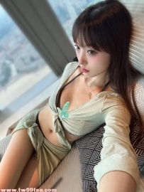 【今日推薦】23歲超級高挑網拍Model思思 167/D/47！性感指數100%，極品高挑大長腿！
