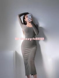 慕妍27歲(167cm/F罩杯)！九頭身美女零贅肉、前凸後翹，約她就送雙開檔黑絲玩