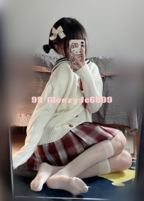可糖 18歲/156/40/B罩杯：純情櫻花妹制服誘惑、膚白粉嫩一線天，全台獨家欠開發幼齒極