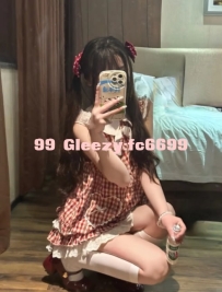 19歲甜美櫻櫻子 156cm Bcup 輕熟可愛小蘿莉 酒店鏡子自拍