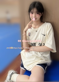 21歲運動系大二學妹「小芷」！鄰家C奶+體力超讚，一進去就濕透的超緊窒反差體驗！