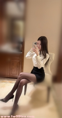 【今日推薦】極品高挑御姐蜜蜜(167cm/D奶)！制服誘惑+螞蟻腰美腿，技術流超會玩
